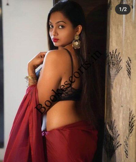 Hire Gorgeous Housewife Call Girls From Vedanshi Giri Manasa Escorts Service