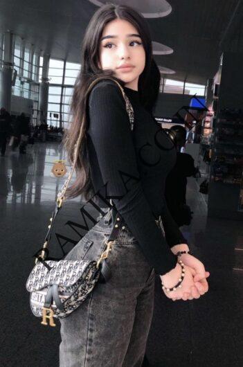 Call Us @ >> 8447074457 > Call Girls in New friends Colony Escorts Delhi